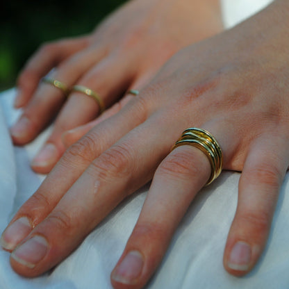 La Tendresse Des Loups . Bague Hécate en laiton